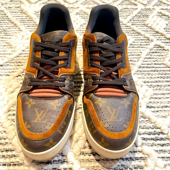 Louis Vuitton Monogram Sneakers - Picture 3 of 5